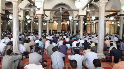 خطيب الأزهر يحذر من الفتن ويطالب بالتصدي لها