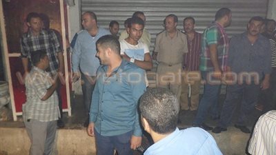 بالفيديو والصور.. لحظة اشتعال النيران بـ «10 باكيات» بالمحلة الكبري