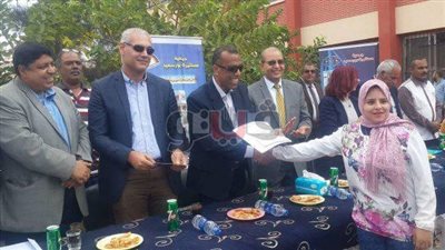 بالصور.. مستشار رئيس الوزراء يفتتح قسم الكهرباء بمدرسة زويل ببورسعيد