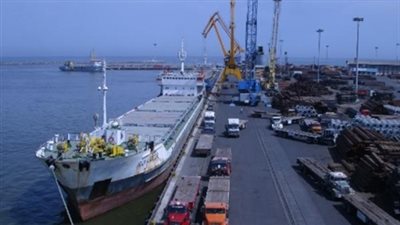 تداول 19 سفينة واستقبال 4 آلاف طن حديد بموانئ بورسعيد