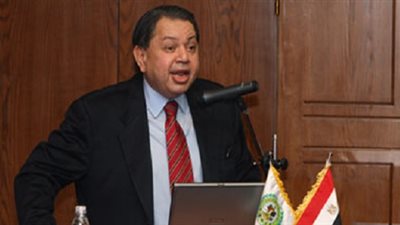 «المصرى»: «إيران» بلد محورى يحتاجه الاقتصاد القومى