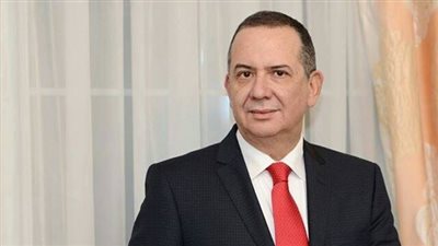 «شركات السياحة» تناقش أزمة زيادة رسوم العمرة مع الجانب السعودي.. المملكة تفرض 2000 جنيه رسوما على كل رحلة بأثر رجعي.. و«عبد العال»: ارتفاع سعر الدولار وراء انخفاض أعداد المعتمرين