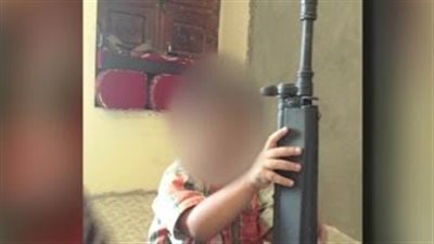 بالفيديو.. فتاة تفقد هاتفها المحمول في «أمريكا» وتعثر عليه في «اليمن»