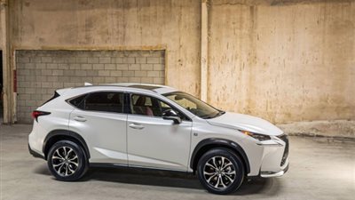 بالصور.. الكشف عن سعر لكزس NX 2015