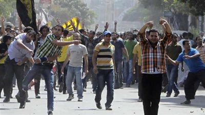 إصابة 3 من أنصار الإرهابية بالخرطوش بجسر السويس