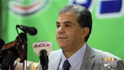 وزير البيئة يتفقد مواقع تجميع «قش الأرز» بعدة محافظات