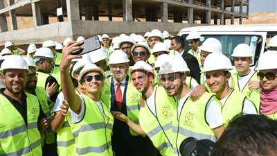 الخشت: 500 500 من المشروعات القومية العملاقة لعلاج الأورام