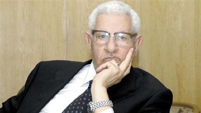 «مكرم»: تنسيق مصري فرنسي للاحتفال بـ١٥٠ عاما على حفر قناة السويس