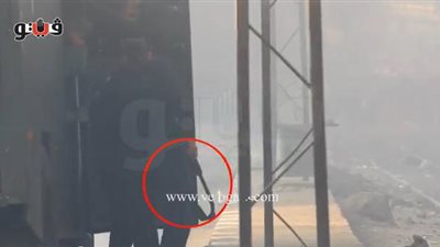 بالفيديو.. الأمن يطلق الخرطوش على أنصار 