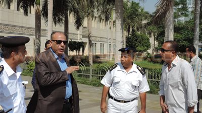 بالصور.. مدير شرطة النقل يطالب الأمن بالتصدي للتحرش في المترو