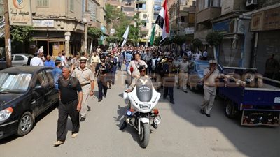 محافظ المنوفية يضع الزهورعلى النصب التذكاري في ذكرى نصر أكتوبر