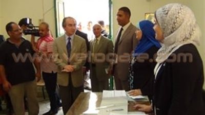 بالصور.. محافظ الجيزة يتفقد لجان الأورمان الثانوية بنات بالدقي