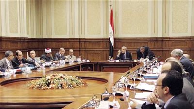 رجال الأعمال يرحبون بإصدار قانون الاستثمار الجديد.. المنوفي يطالب بحرية انتقال رءوس الأموال.. الجبلي: لابد من آليات واضحة لفض المنازعات.. المرشدي:حماية المستثمرين واحترام العقود ونظام الشباك الواحد