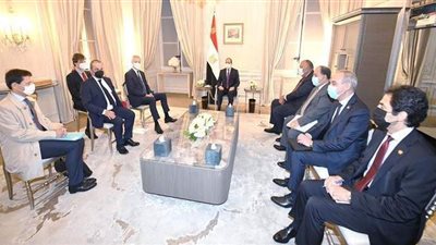 السيسي يستقبل وزير الاقتصاد والمالية الفرنسي.. والرئيس يشدد على أهمية توطين الصناعة ونقل التكنولوجيا بجميع المشروعات المشتركة مع فرنسا