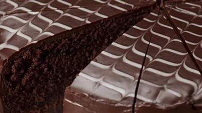 طريقة عمل كيكة الشوكولاتة