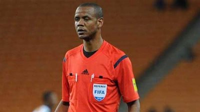 قبل موقعة صن داونز.. ماذا يفعل الأهلي تحت صافرة الزامبي سيكازوي