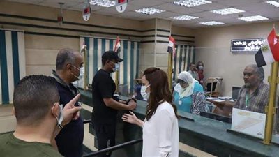 نائب محافظ الجيزة تتفقد المراكز التكنولوجية بالدقي والعجوزة | صور