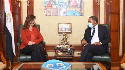 وزيرة الهجرة: مدير برنامج الغذاء العالمي بالقاهرة نموذج مشرف في العمل المشترك