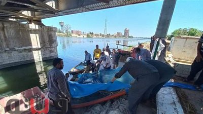 إلقاء ذريعة البلطي بفرع النيل في ميت غمر لدعم وتنمية الثروة السمكية| صور