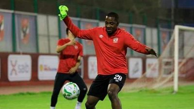 إجايي يبحث عن ثاني أهدافه في شباك صن داونز والأول مع الأهلى أفريقيا هذا الموسم