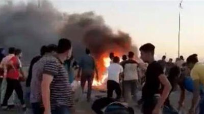 4 صور ترصد حادثا مأساويا بين 5 سيارات بالطريق الأوسطى في حلوان