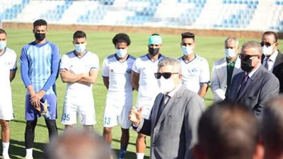 أسامة ربيع يحفز لاعبي القناة قبل لقاء بورتو بالقسم الثاني | صور