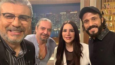 عمرو الليثي يستضيف يوسف الشريف وإنجي علاء في «واحد من الناس»