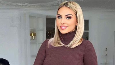 خبيرة تجميل توضح كيف يمكن الحفاظ على البشرة الدهنية