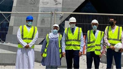 وزير السياحة والآثار يتفقد أعمال جناح مصر المشارك في معرض اكسبو دبي