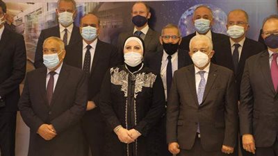 وصول وزيري التعليم والصناعة لافتتاح أكاديمية الهيئة العربية للتصنيع