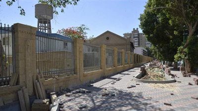 تطوير سور محطة المياه التشيكي بكورنيش النيل بحي شرق أسيوط | فيديو