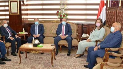 3 وزراء يشهدون توقيع عقود المنظومة الجديدة للمخلفات لخدمة 18 حيا بمحافظة القاهرة