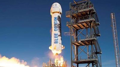 بأكثر من مليوني دولار.. مزاد على رحلة إلى الفضاء