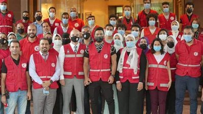 لقطة إنسانية من تامر حسني لدعم الشعب الفلسطيني