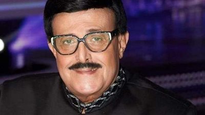 جوانب من حياة سمير غانم.. طفل هادئ ومراهق وخجول.. تزوج ٣ مرات.. التحق بكلية الشرطة.. ومسرح كلية الزراعة كان الانطلاقة