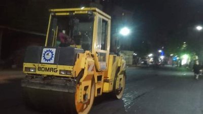 حي جنوب الجيزة ينتهي من رصف شارع 6 أكتوبر بالبحر الأعظم | صور