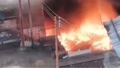 إخماد حريق نشب داخل عشة أعلى عقار بمنشأة ناصر