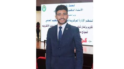 زويل جديد بجامعة الفيوم.. 15 معلومة عن الطالب أحمد دياب المرشح لجائزة ستيفن هوكينج