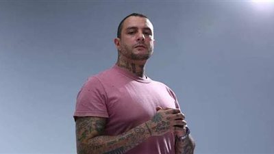 أحمد الفيشاوي يعلن تأجيل طرح أحدث أغنياته «حرية»