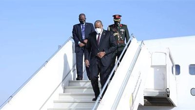 لتحصينه من الاختراق.. مجلس السيادة السوداني يحظر سفر أعضائه بدون إذن البرهان