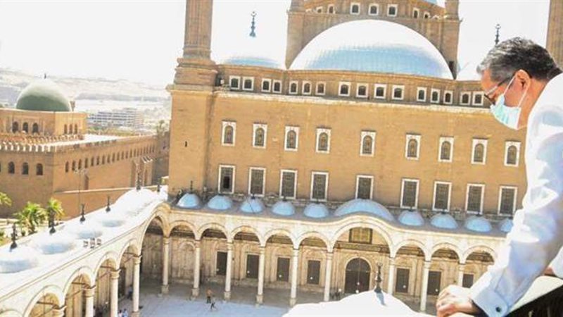 وزير السياحة والآثار