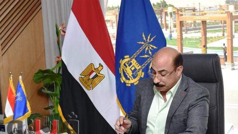 محافظ أسوان اللواء