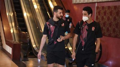 دوري أبطال إفريقيا | بعثة الأهلي تغادر الفندق في طريقها لملعب مباراة صن داونز