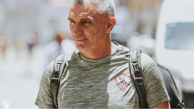 حافلة الزمالك تتوجه إلى الإسكندرية لمواجهة المصري | صور