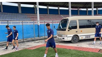 بعثة بيراميدز تصل ملعب أنيمبا لخوض المران الأخير | صور