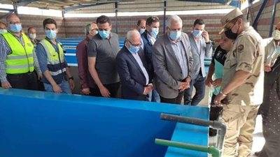 تمهيدًا لافتتاحها.. وزير الزراعة يتفقد مشروعات الثروة السمكية ببورسعيد