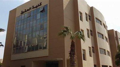 حقوق المنصورة تناقش الجوانب القانونية والاقتصادية للذكاء الاصطناعي