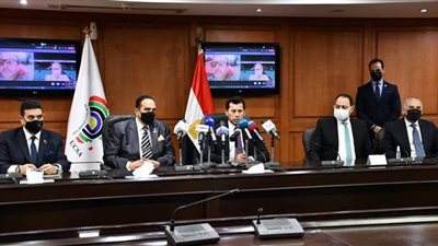 وزير الرياضة يشهد توقيع بروتوكول مع اتحادية الكونفدراليات الإفريقية