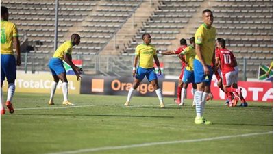 الأهلي يصعد لنصف نهائي دوري أبطال أفريقيا بالتعادل مع صن داونز 1/1