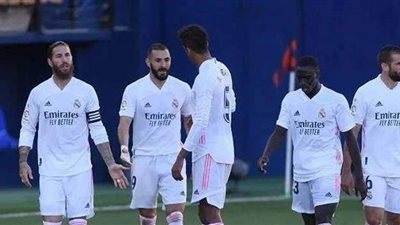 صراع الليجا.. ريال مدريد وأتلتيكو يتأخران بهدف في الشوط الأول